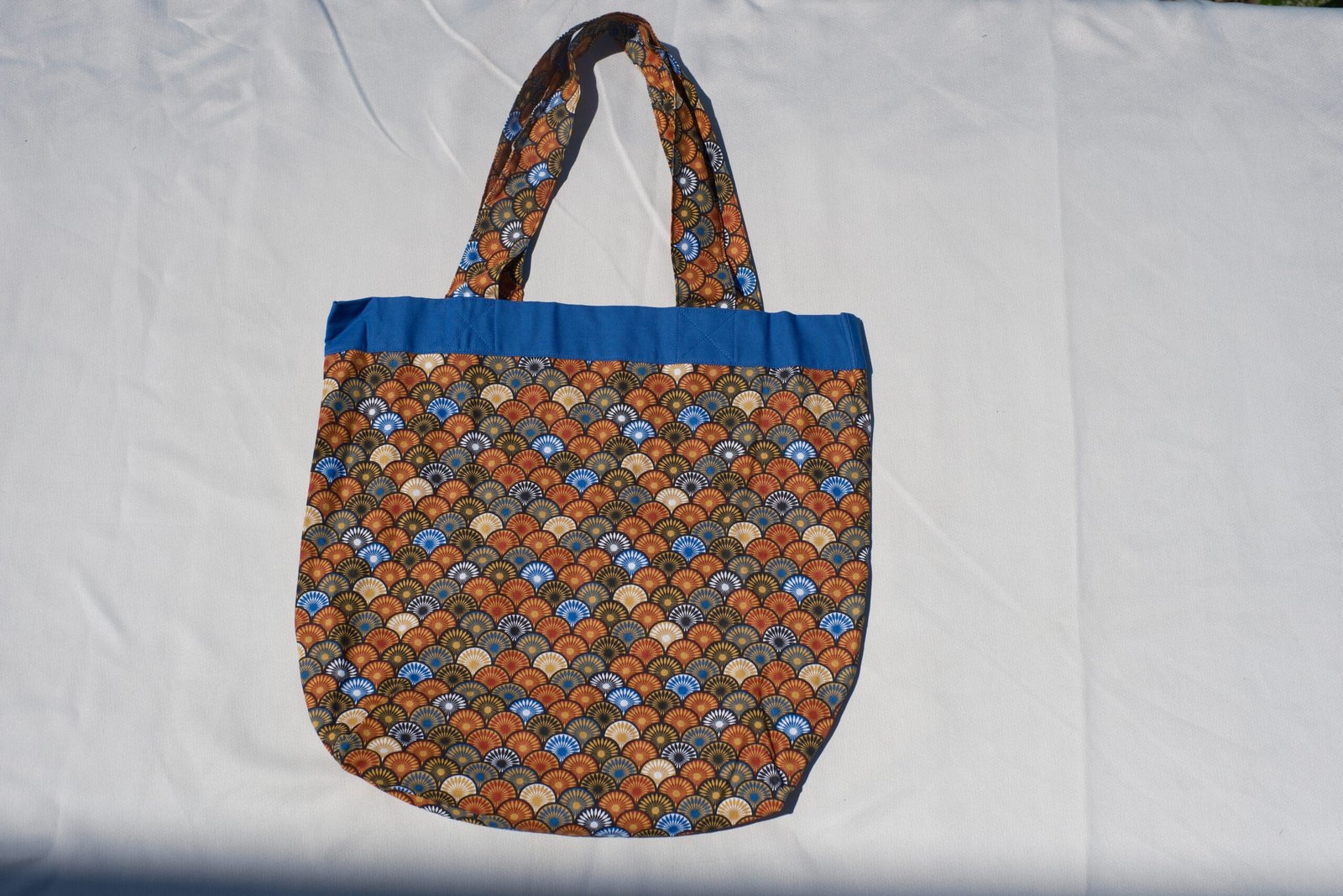 🧵 Tote Bag L — Votre allié du quotidien