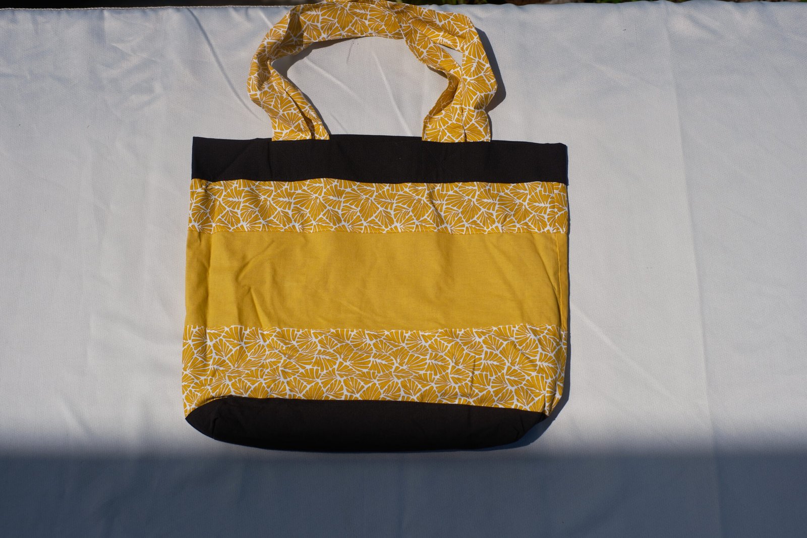 🧵 Tote Bag L — Votre allié du quotidien